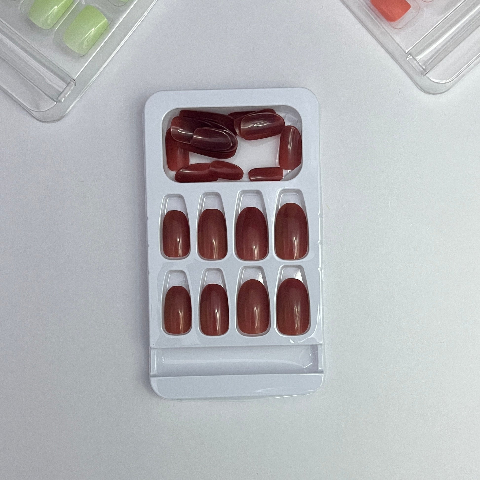 fake nails red brown