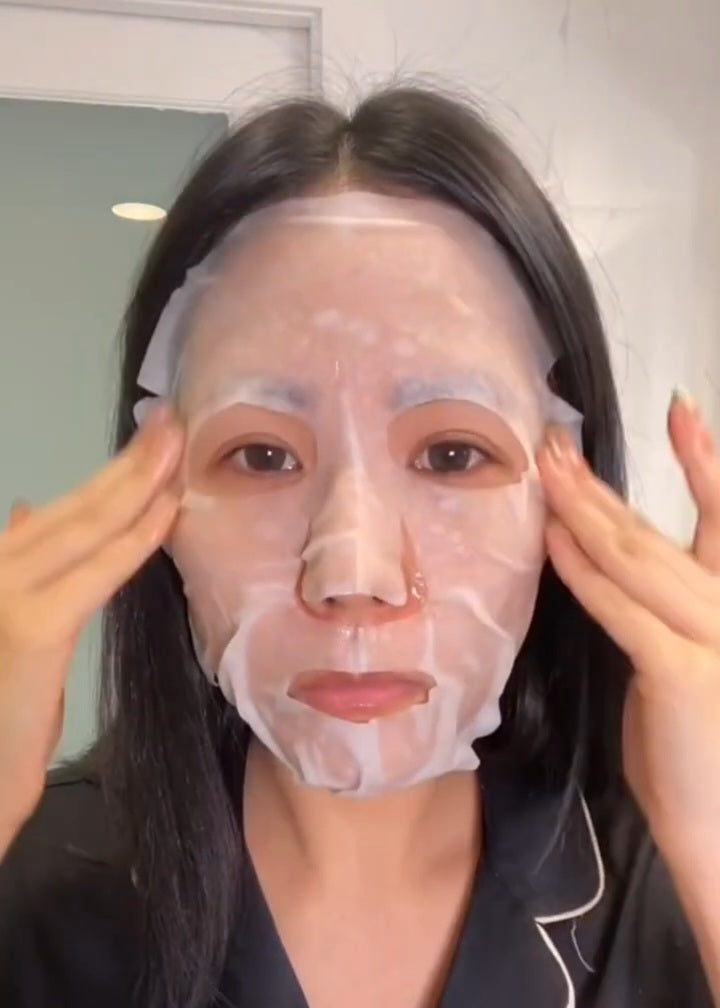 Wake Up Glowing Mask (1pc)