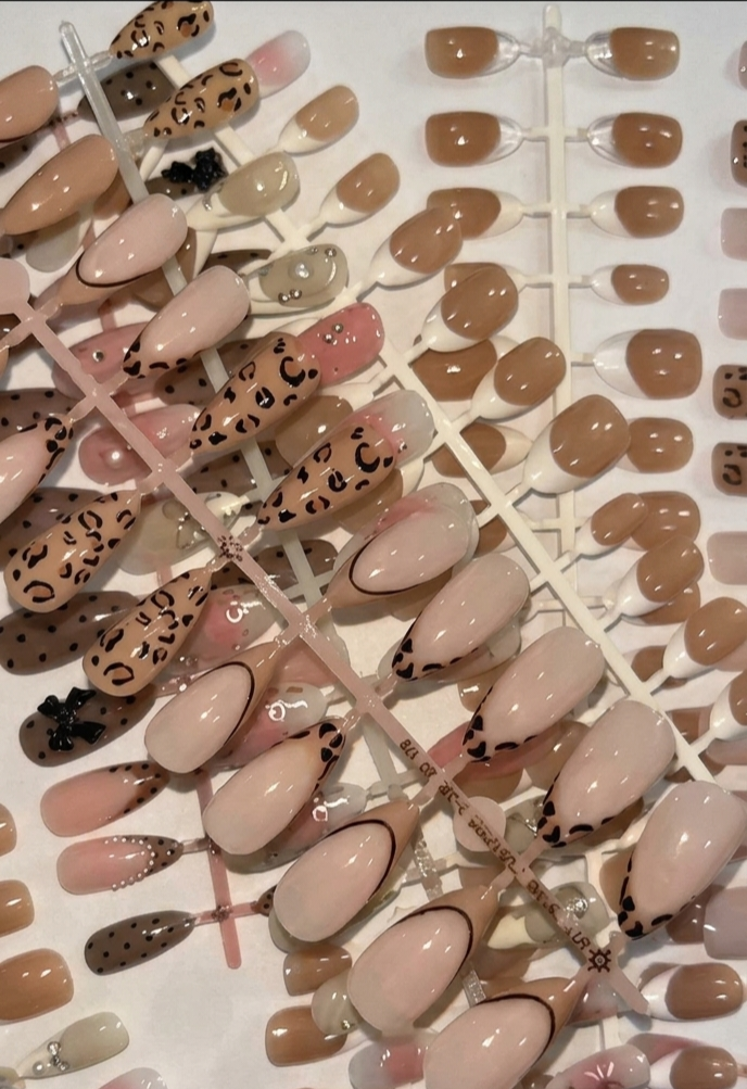 Leopard french Press-On Nails Set 12 pcs - Free Sticker Sheet