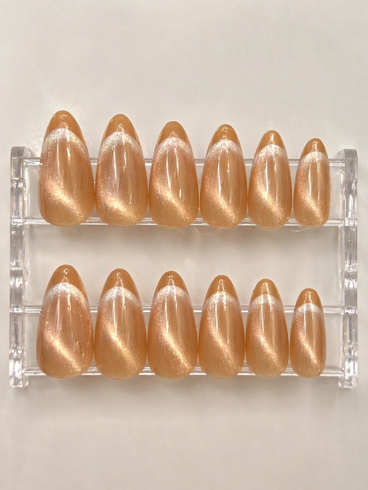 Cat Eye Caramel French Press-On nails Set 12 pcs - Free Sticker Sheet