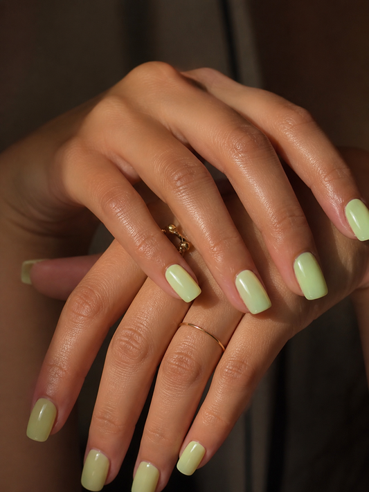 Glossy Lime Green Square Press-On nails Set 24 pcs - Free Sticker Sheet